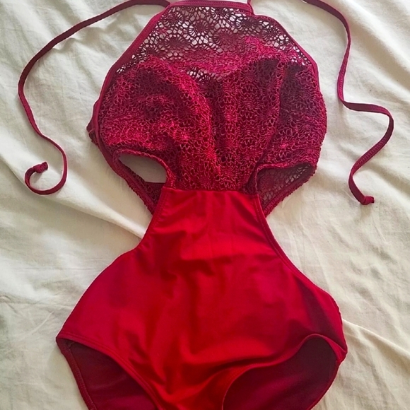 Ardene One Piece Swimsuit XS Petite Women’s Bathing Suit Red Stretch - Picture 2 of 5